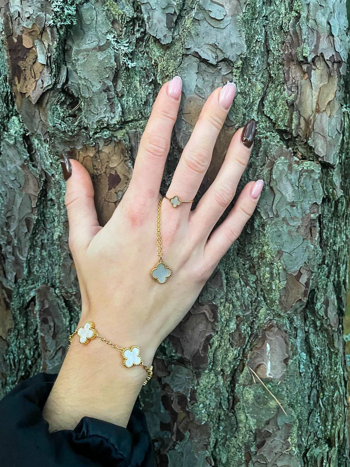 Biżuteria idealna na prezent – 5 klasycznych pomysłów, które zawsze zachwycą