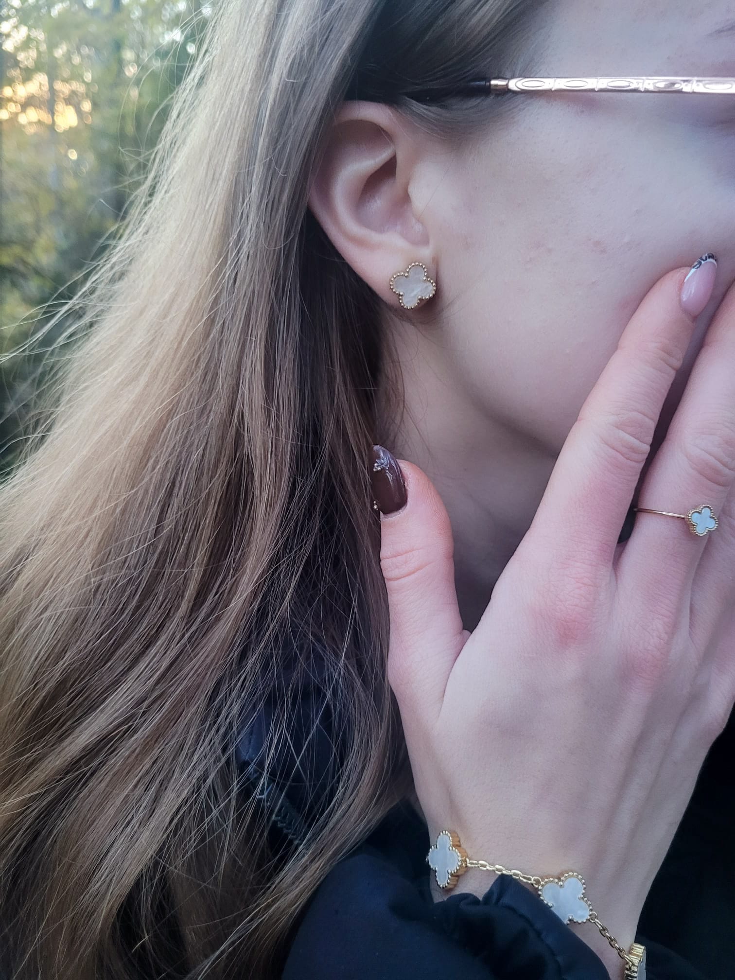 Dlaczego warto wybrać biżuterię zanim zacznie się sezon zakupowego szaleństwa